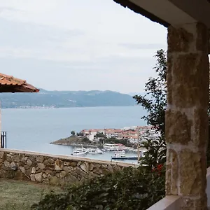 Gemeli Πανσιόν